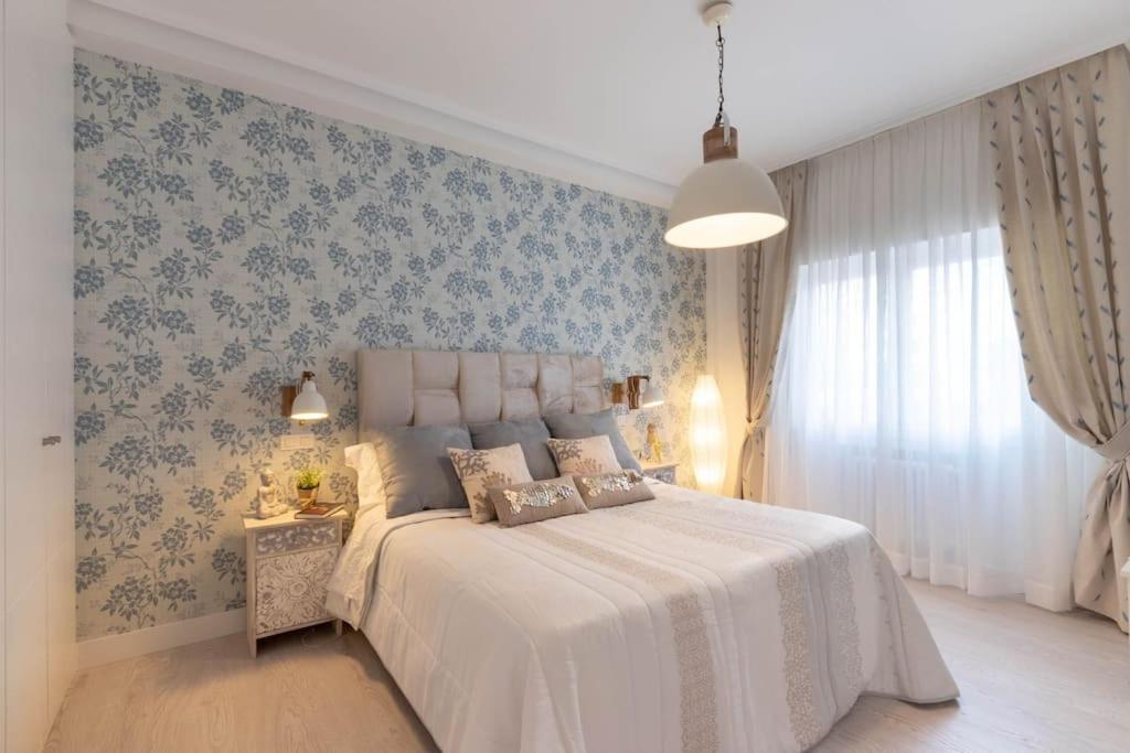 Apartamento Luxury Centro Bilbao Garaje ภายนอก รูปภาพ
